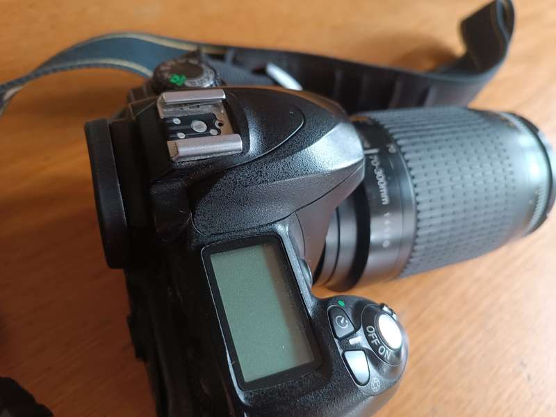 Nikon D50 - DSLR Camera with 70-300mm Lens