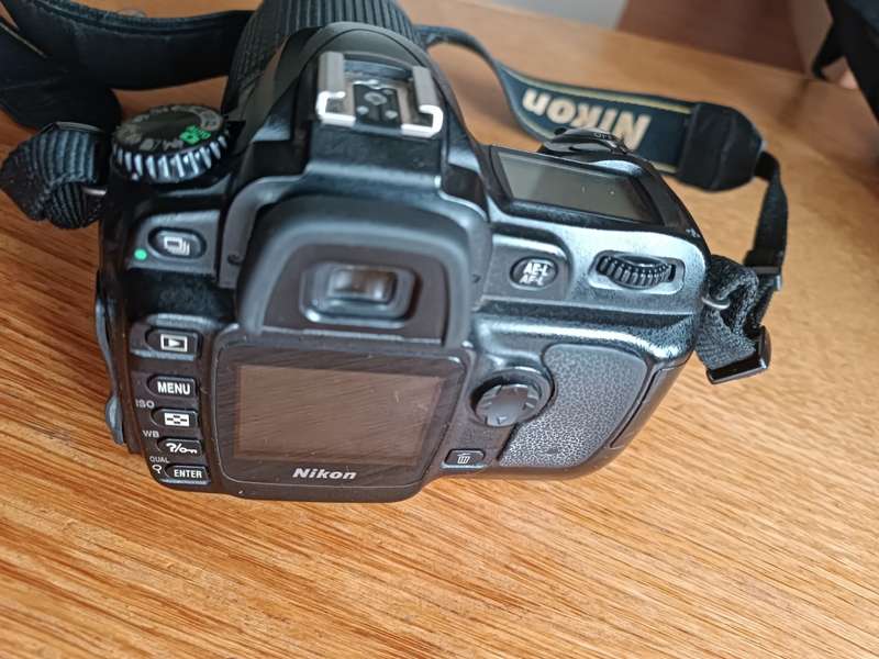 Nikon D50 - DSLR Camera with 70-300mm Lens