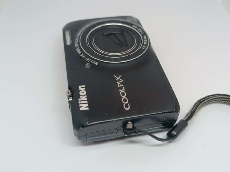 Nikon Coolpix S6300 - 16MP - 10x Zoom - Digital Camera