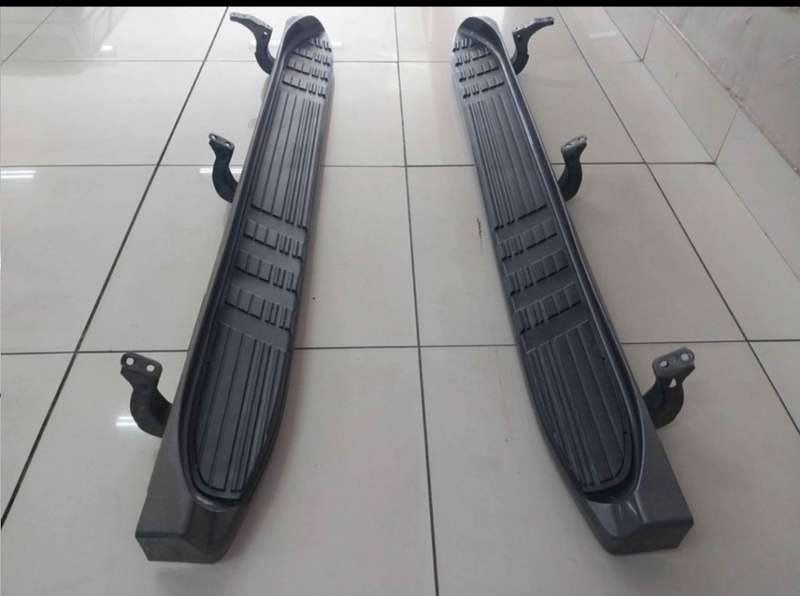 Toyota Land Cruiser Prado Side Steps / Running boards