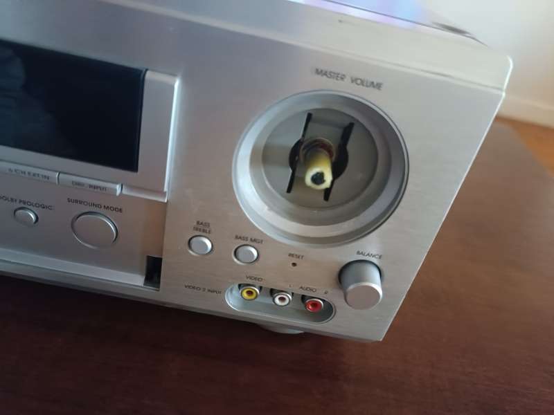 Sansui RZ-6700AV Home Amplifier (volume button broken off)