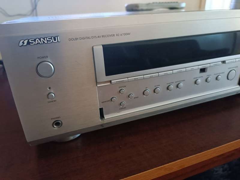 Sansui RZ-6700AV Home Amplifier (volume button broken off)
