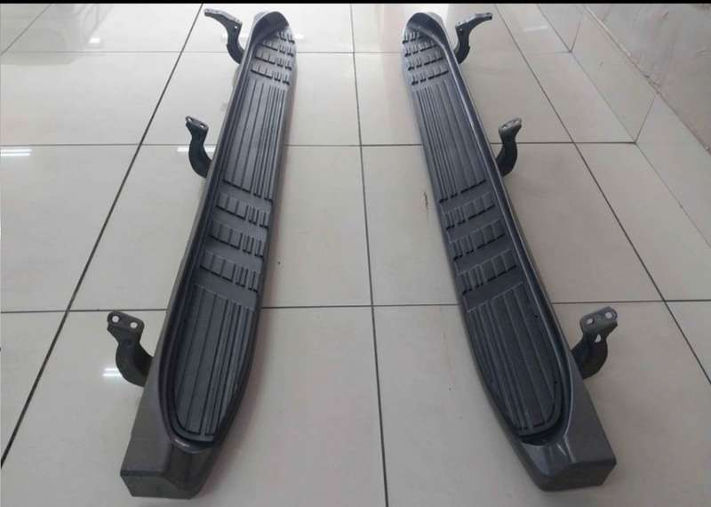 Toyota Land Cruiser Prado Side Steps / Running boards