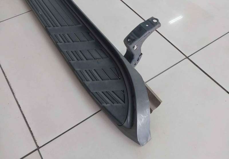 Toyota Land Cruiser Prado Side Steps / Running boards