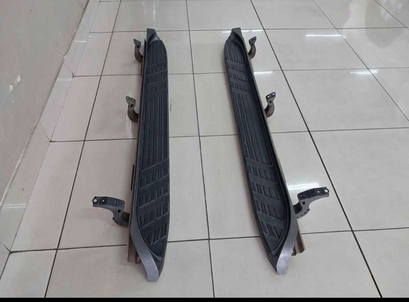 Toyota Land Cruiser Prado Side Steps / Running boards
