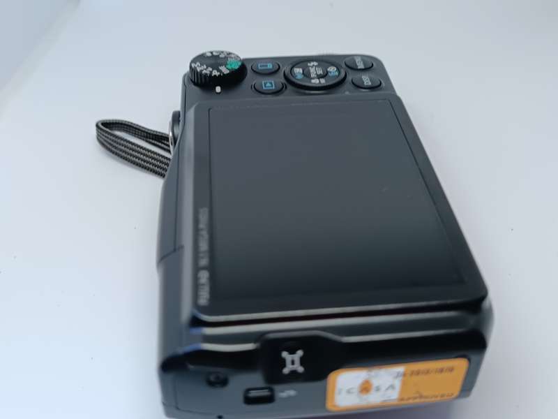 Canon POWERSHOT SX700HS - 16.1MP - 30x Zoom - Digital Wifi Camera