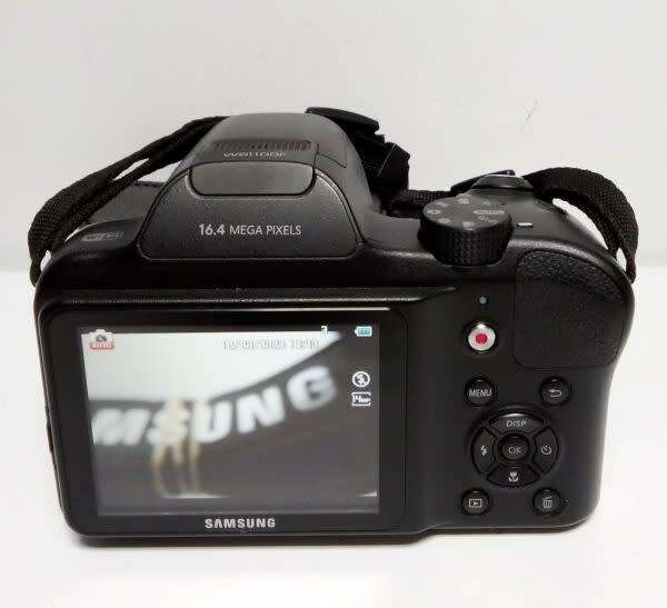 Samsung WB1100F - 35x Zoom - 16MP - Smart Camera (wifi)