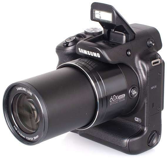 Samsung WB2200F - 16MP - 60x Zoom - Digital Smart Bridge Camera