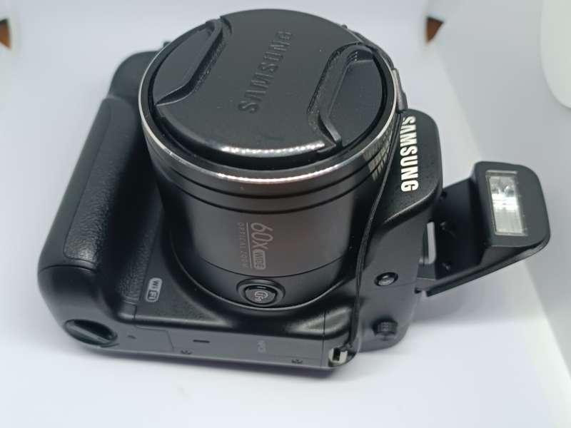 Samsung WB2200F - 16MP - 60x Zoom - Digital Smart Bridge Camera