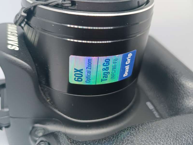 Samsung WB2200F - 16MP - 60x Zoom - Digital Smart Bridge Camera