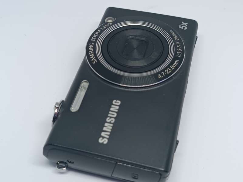 Samsung SH100 - 14.2MP - 5x Zoom - Smart Wifi Digital Camera