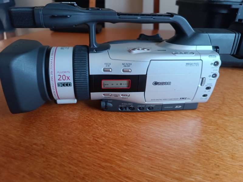 Canon XM2 - 3-CCD Video Camera