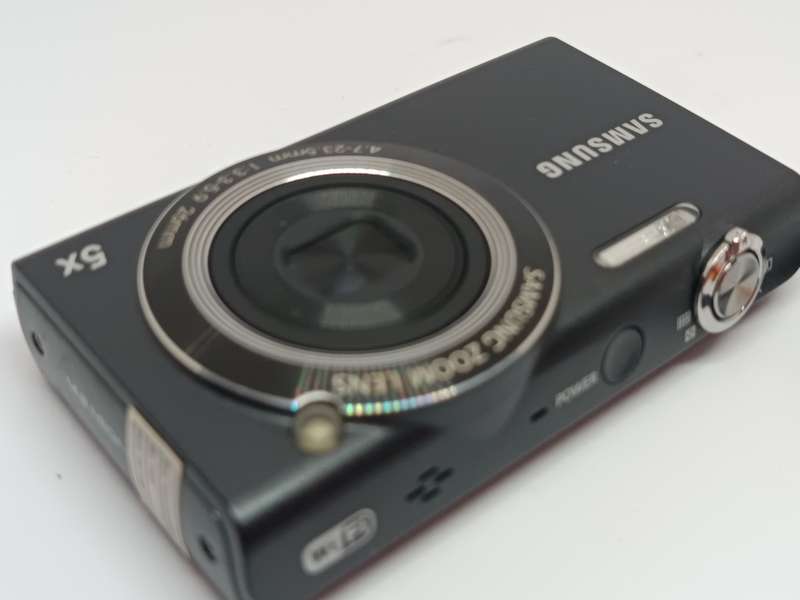 Samsung SH100 - 14.2MP - 5x Zoom - Smart Wifi Digital Camera