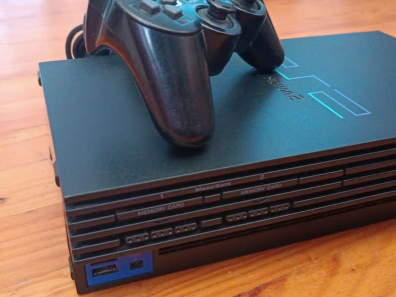 Sony PlayStation 2 (not reading discs) Phat SCPH-30004