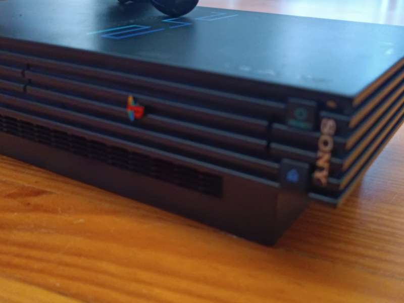 Sony PlayStation 2 (not reading discs) Phat SCPH-30004