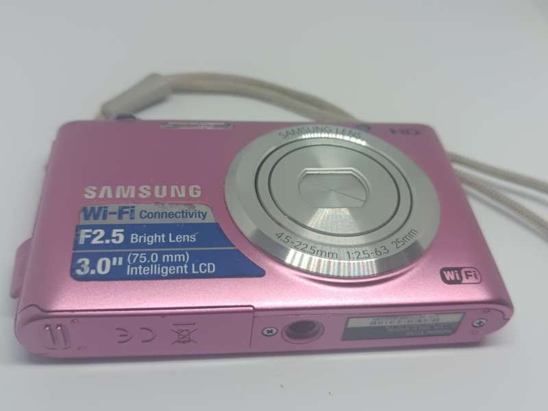 Samsung ST150F - 16.2MP - 5x Zoom - Smart Wifi Digital Camera