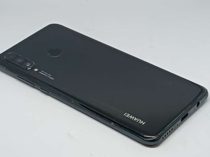 Huawei P30 lite - 128GB (screen issue)
