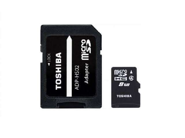 Toshiba ADP-HS02 Adapter Micro SD 8GB