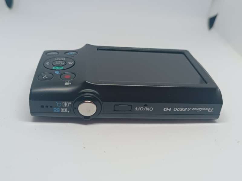 Canon POWERSHOT A2300 - 16MP - 5x Zoom - Digital Camera