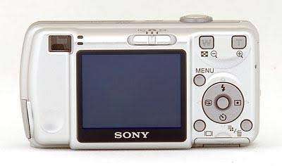 Sony CyberShot DSC S600 - 6MP - 3x Zoom - Digital Camera