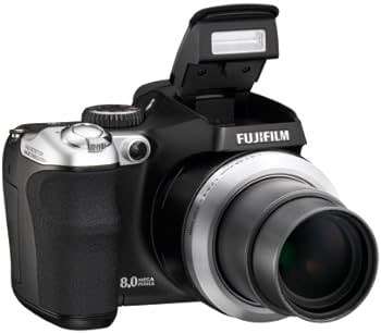 Fujifilm FinePix S8000fd - 8MP - 18x Zoom - Digital Camera