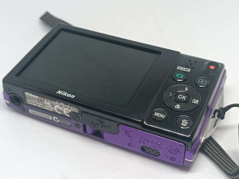Nikon Coolpix S5100 - 12.2MP - SD CARD SLOT ISSUE - Digital Camera