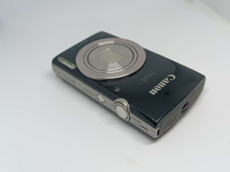Canon IXUS 185 (NO BATTERY) - 20MP - 8x Zoom - Digital Camera