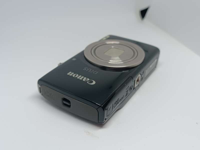 Canon IXUS 185 (NO BATTERY) - 20MP - 8x Zoom - Digital Camera