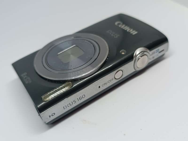 Canon IXUS 160 - 20MP - 8x Zoom - Digital Camera