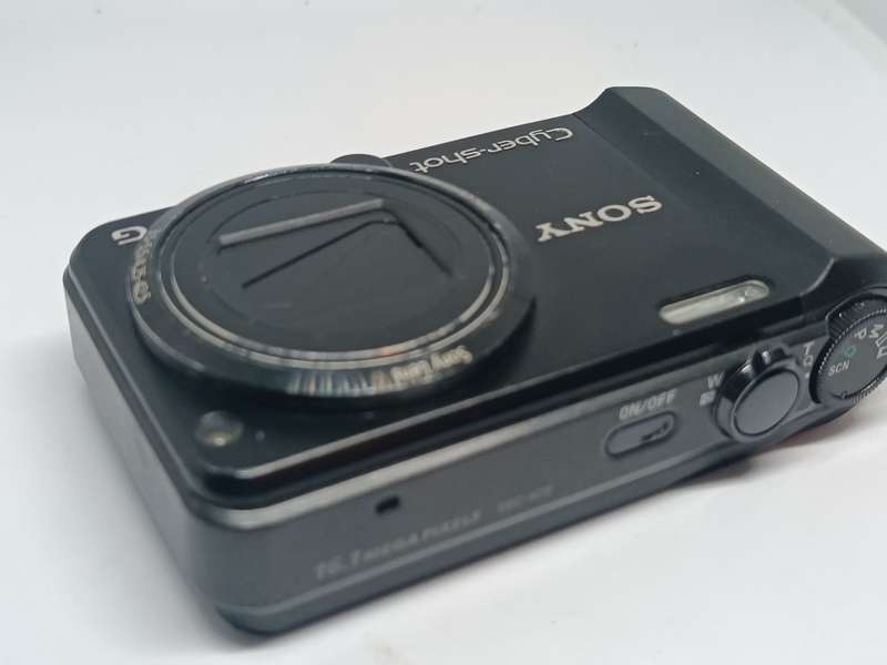 Sony Cyber-shot DSC H70 - 16MP - 10x Zoom - Digital Camera