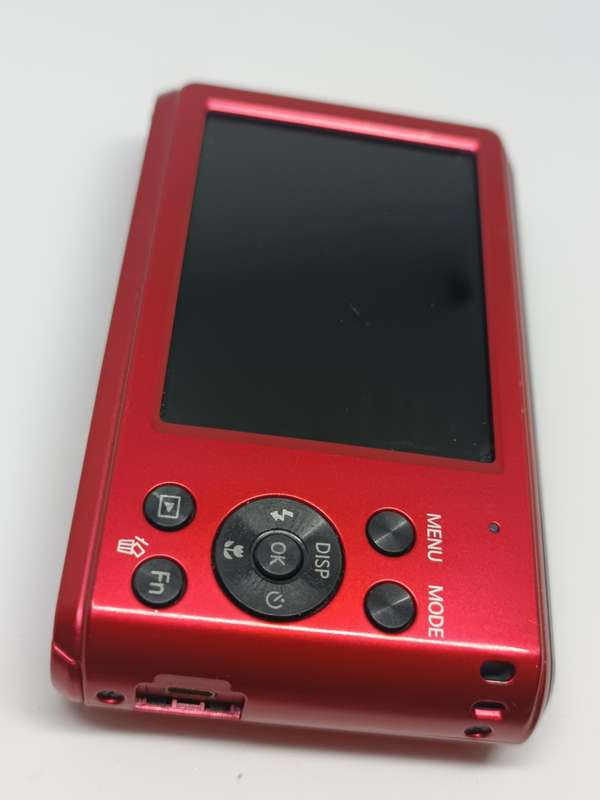 Samsung ES91 - 14.2MP - 5x Zoom - Digital Camera