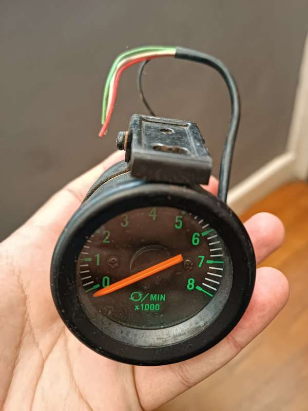 Universal Rev counter