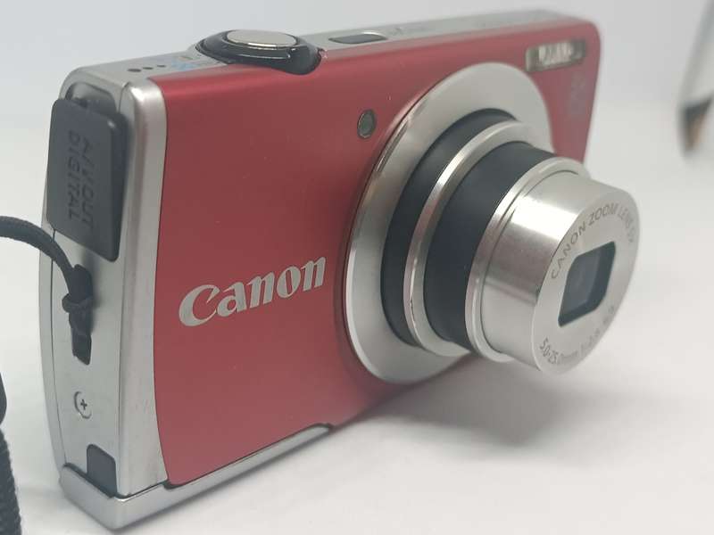 Canon POWERSHOT A2500 - 16MP - 5x Zoom - Digital Camera