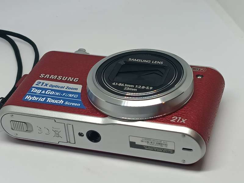 Samsung WB350 - 16.2MP - 21x Zoom - Smart Digital Camera (Wifi&NFC)
