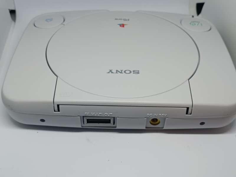 Sony PlayStation 1 Console  SCPH-102 COLLECTORS ITEM- Excellent condition