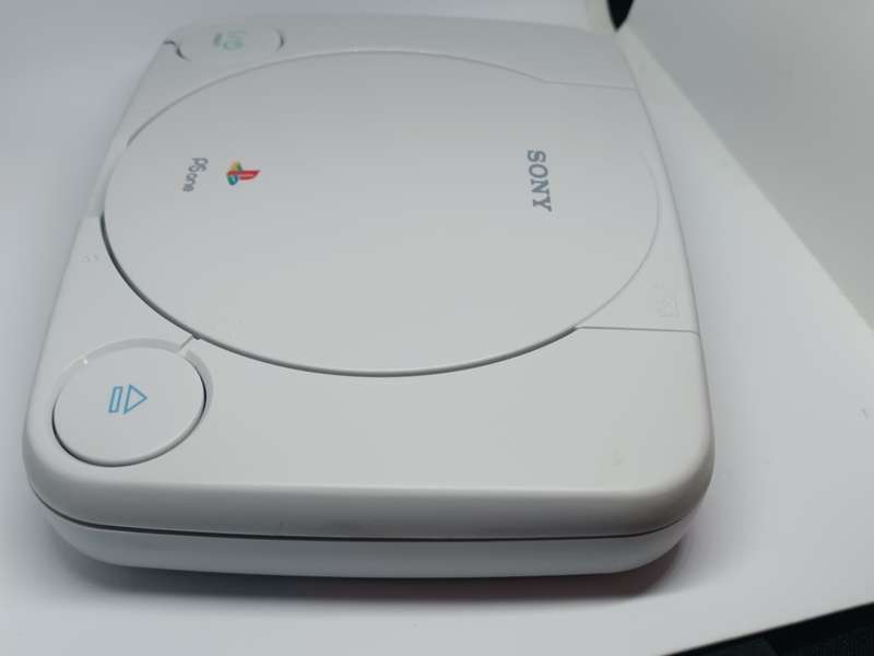 Sony PlayStation 1 Console  SCPH-102 COLLECTORS ITEM- Excellent condition