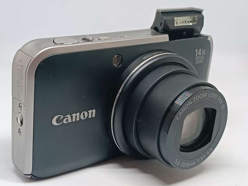 Canon POWERSHOT SX210iS - 14.1MP - 14x Zoom - Digital Camera