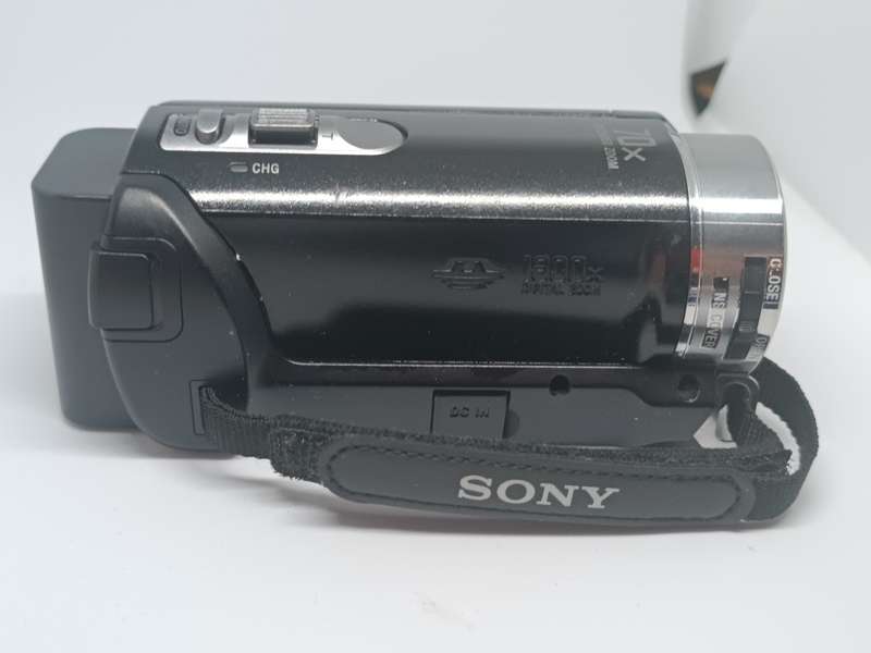 Sony CyberShot DSC SX22E Camcorder - 60x Zoom