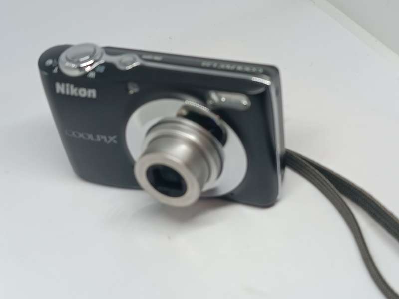 Nikon L22 - 12MP - 3.6x Zoom - Digital Camera