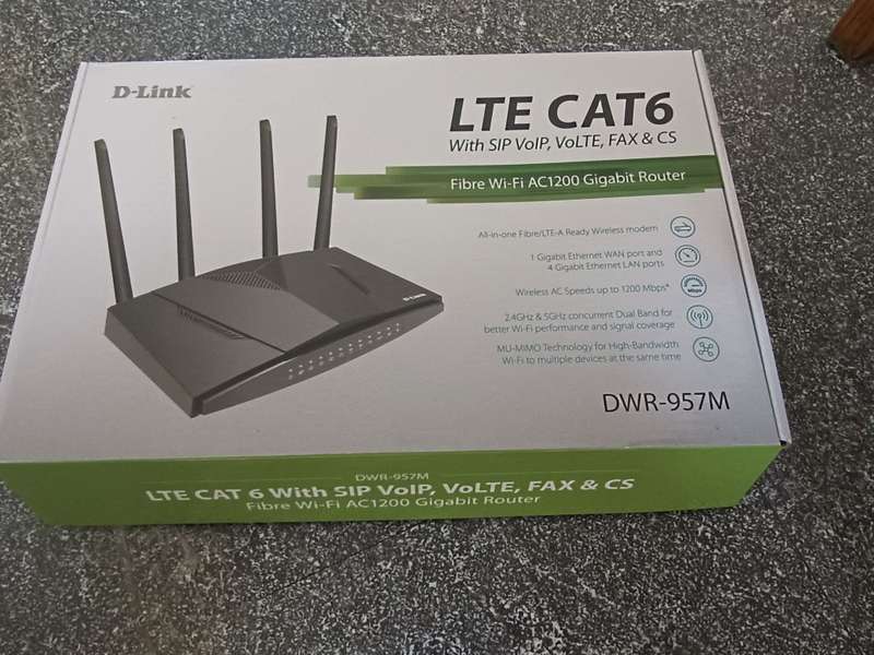 D-Link LTE CAT6 DWR-957M Telkom Router