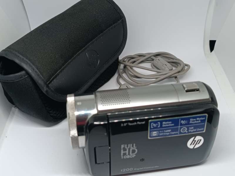 HP T200 - HD Camcorder - 5MP - 16x Digital Zoom