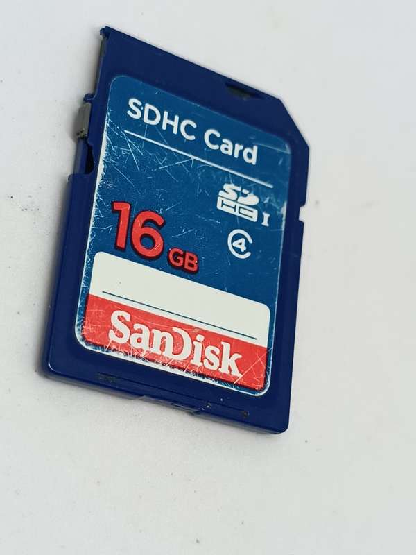SanDisk 16GB SDHC