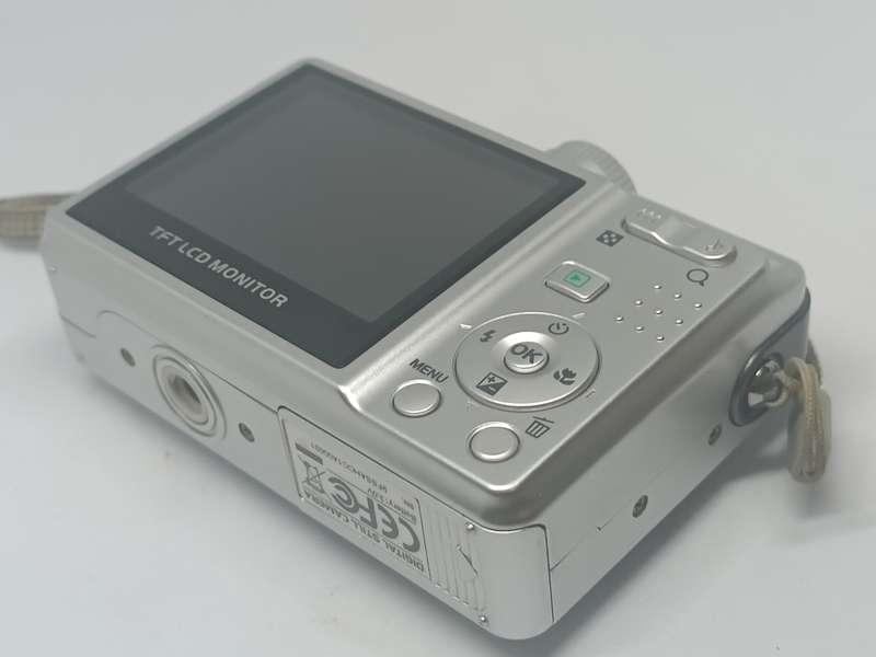 Sahara DC-6360 - 6MP - 3x Zoom - Digital Camera