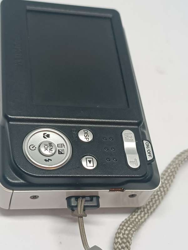 Fujifilm FinePix C25 - 12MP - 3x Zoom - Digital Camera