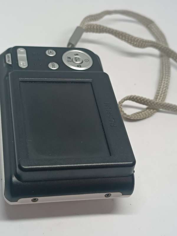 Fujifilm FinePix C25 - 12MP - 3x Zoom - Digital Camera