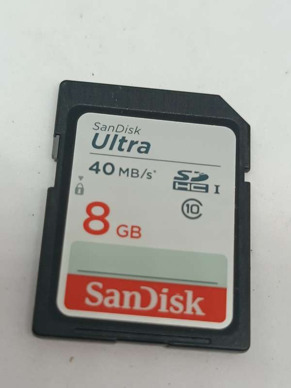 SanDisk 8GB SDHC