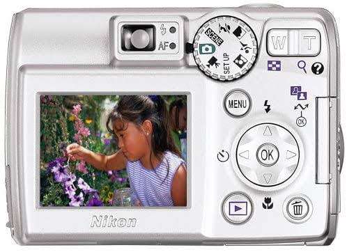 Nikon Coolpix 5600 - 5.1MP - 3x Zoom - Digital Camera