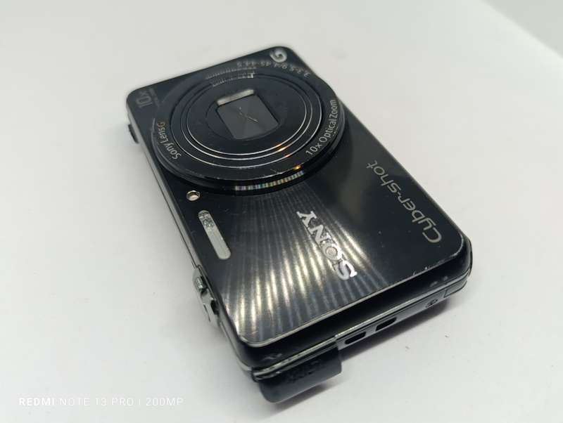 Sony Cyber-Shot WX220 - 18.2MP - 10x Zoom - Digital Wifi Camera
