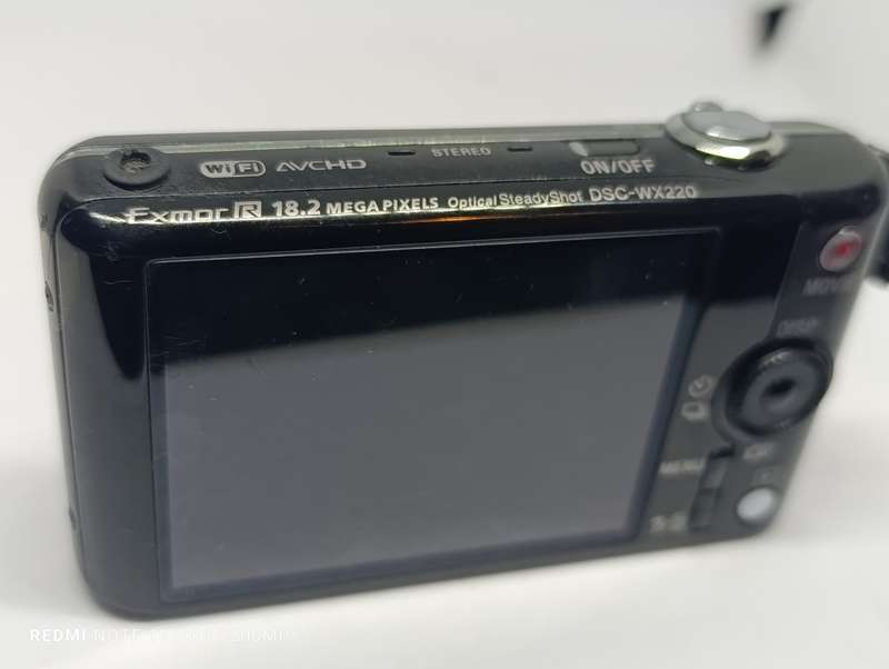 Sony Cyber-Shot WX220 - 18.2MP - 10x Zoom - Digital Wifi Camera