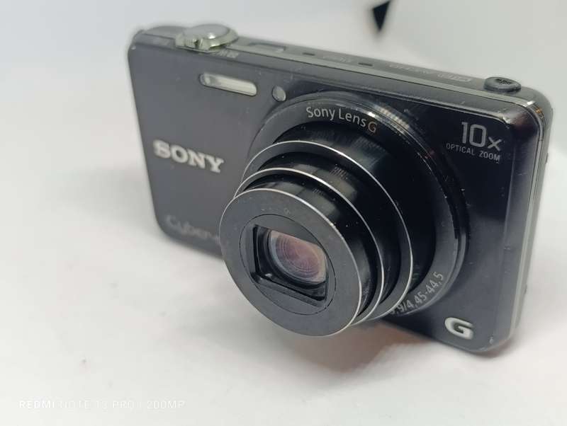 Sony Cyber-Shot WX220 - 18.2MP - 10x Zoom - Digital Wifi Camera